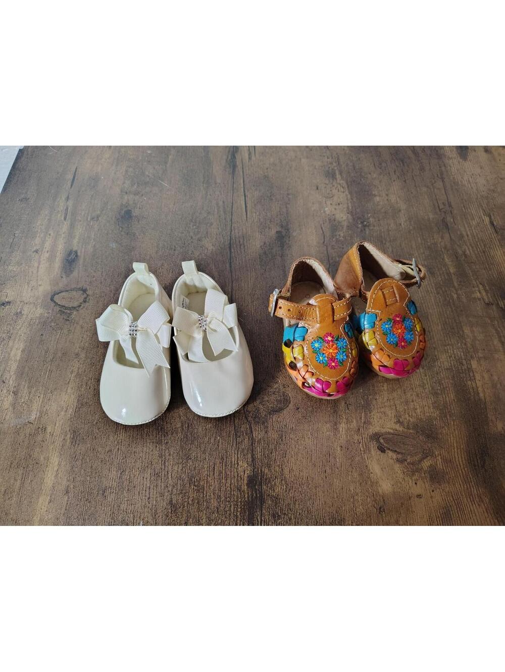 New Born Girls Shoe 2 Lot Bundle Mexican And Cream White with BOW